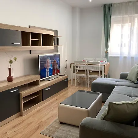 Appartement Laroka House Rin Grand Modern Boekarest