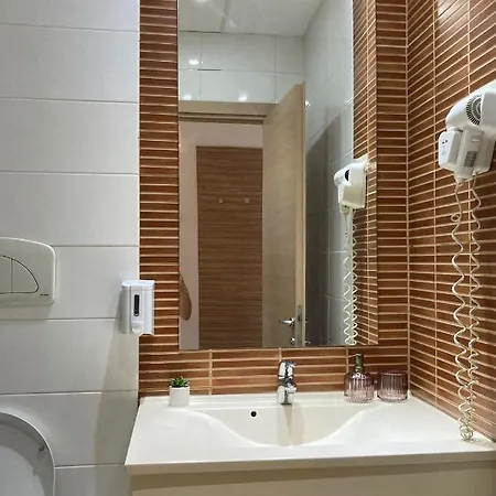 Διαμέρισμα Laroka House Rin Grand Modern